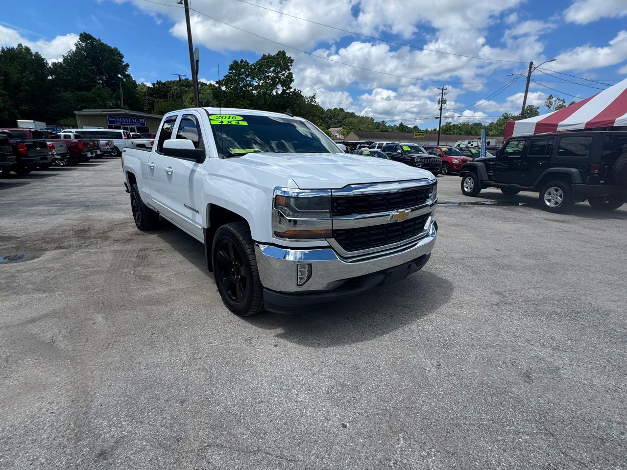 Chevrolet Silverado 1500 4WD Double Cab 143.5" LT w/1LT 2016
