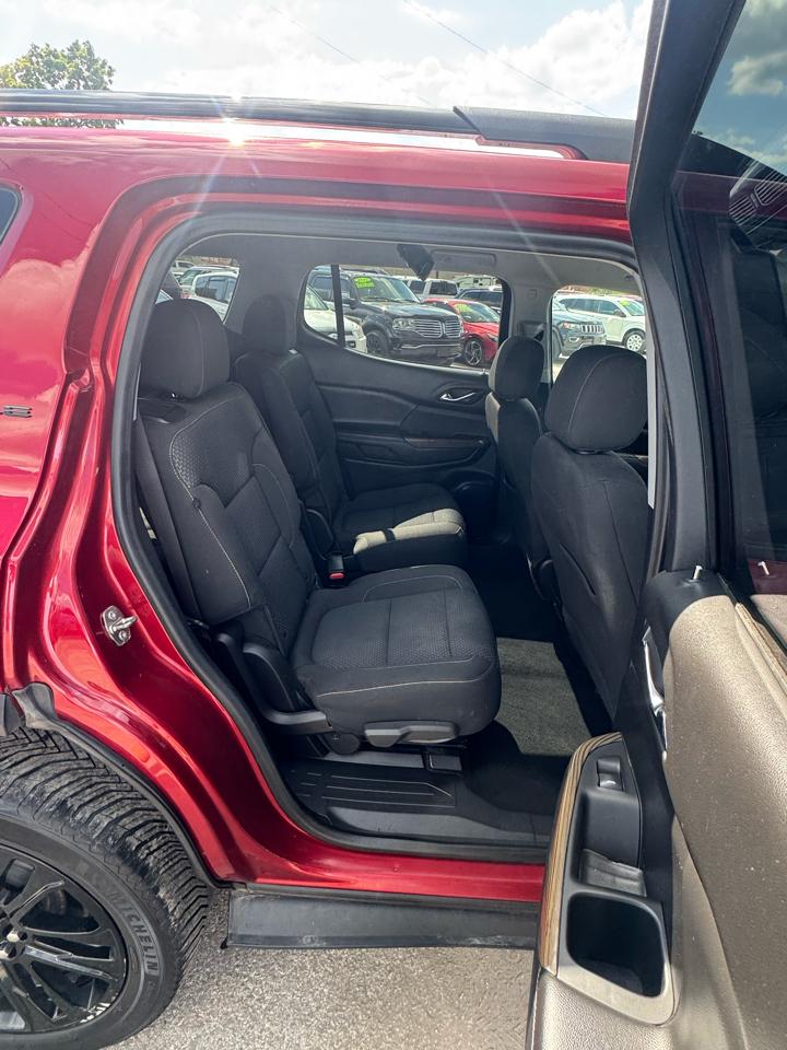 GMC Acadia AWD 4dr SLE 2023