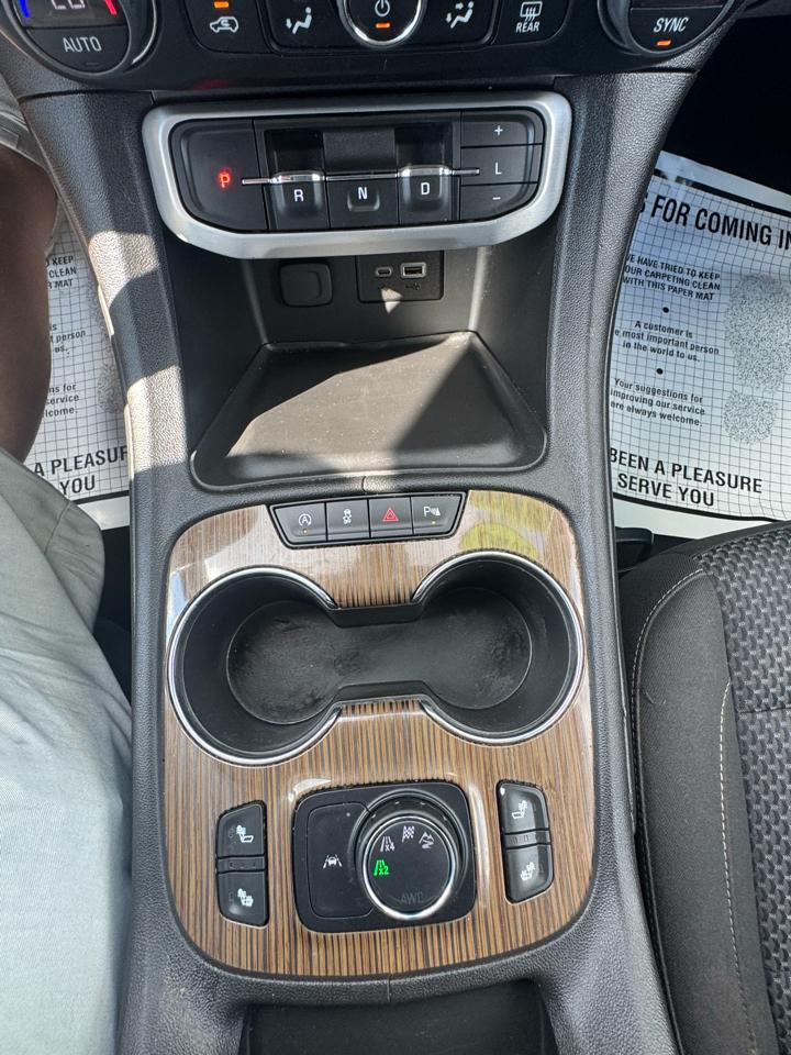 GMC Acadia AWD 4dr SLE 2023