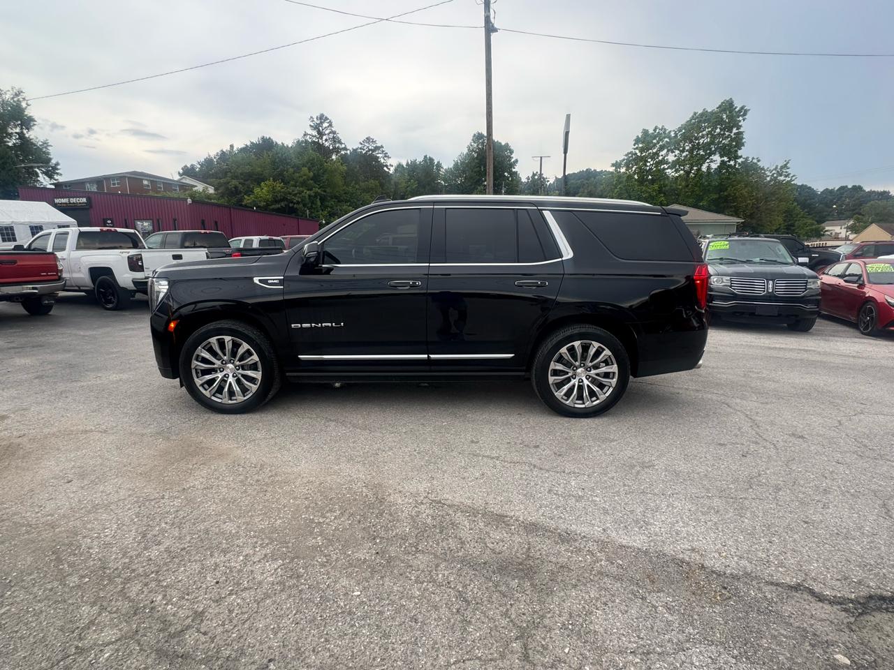 GMC Yukon 4WD 4dr Denali 2021
