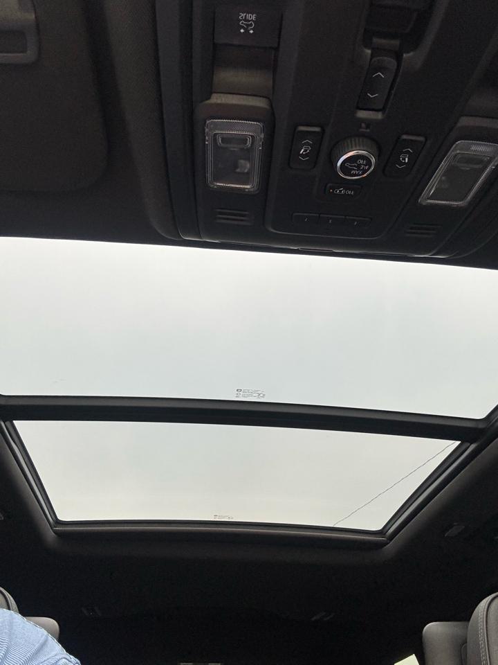 GMC Yukon 4WD 4dr Denali 2021