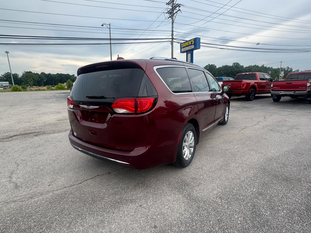 Chrysler Pacifica Touring L FWD 2018