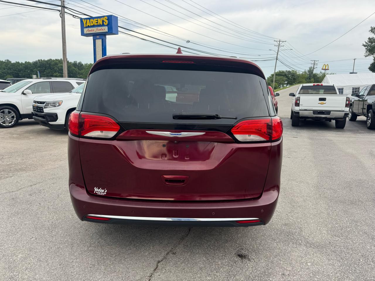 Chrysler Pacifica Touring L FWD 2018
