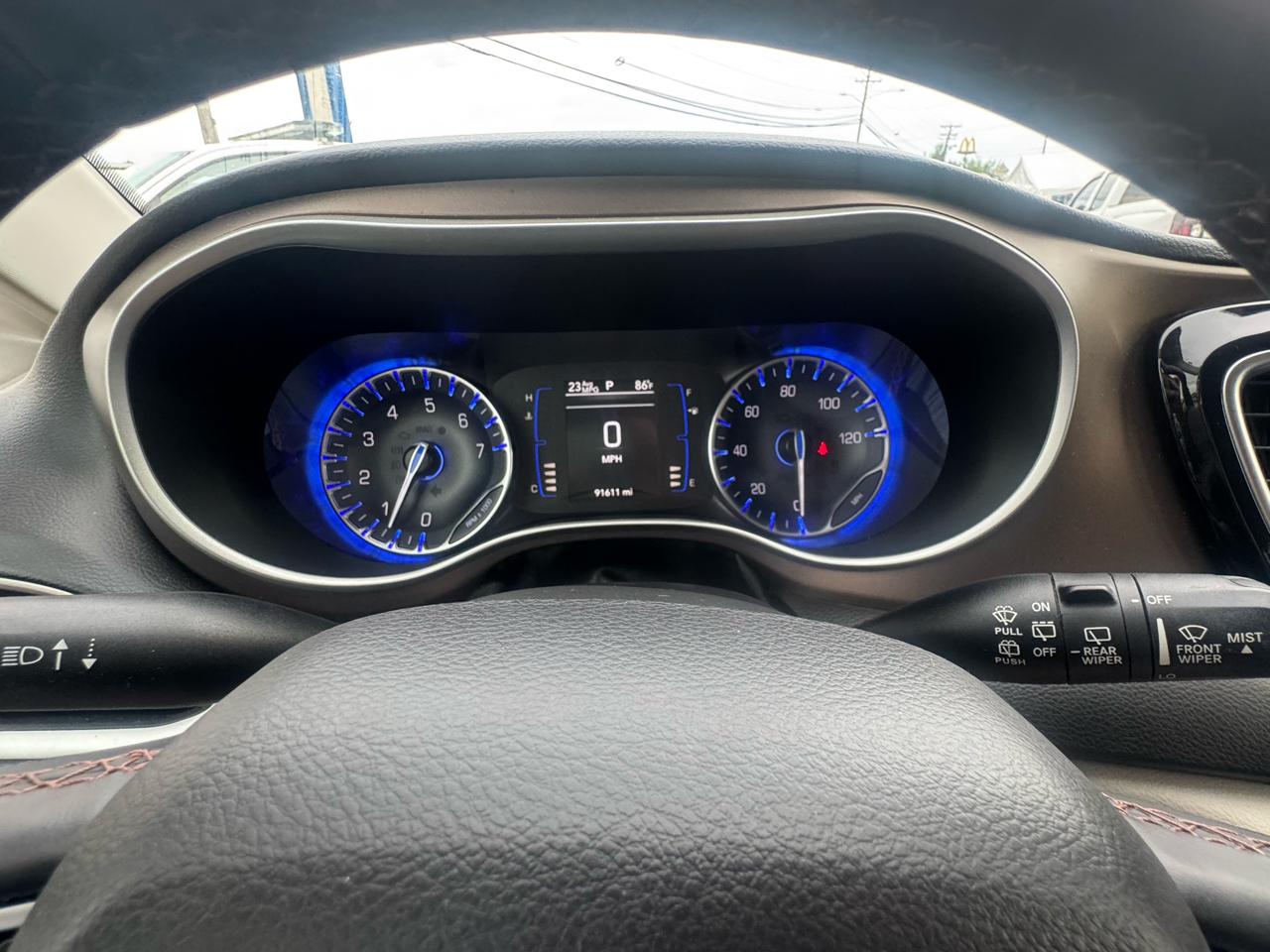 Chrysler Pacifica Touring L FWD 2018
