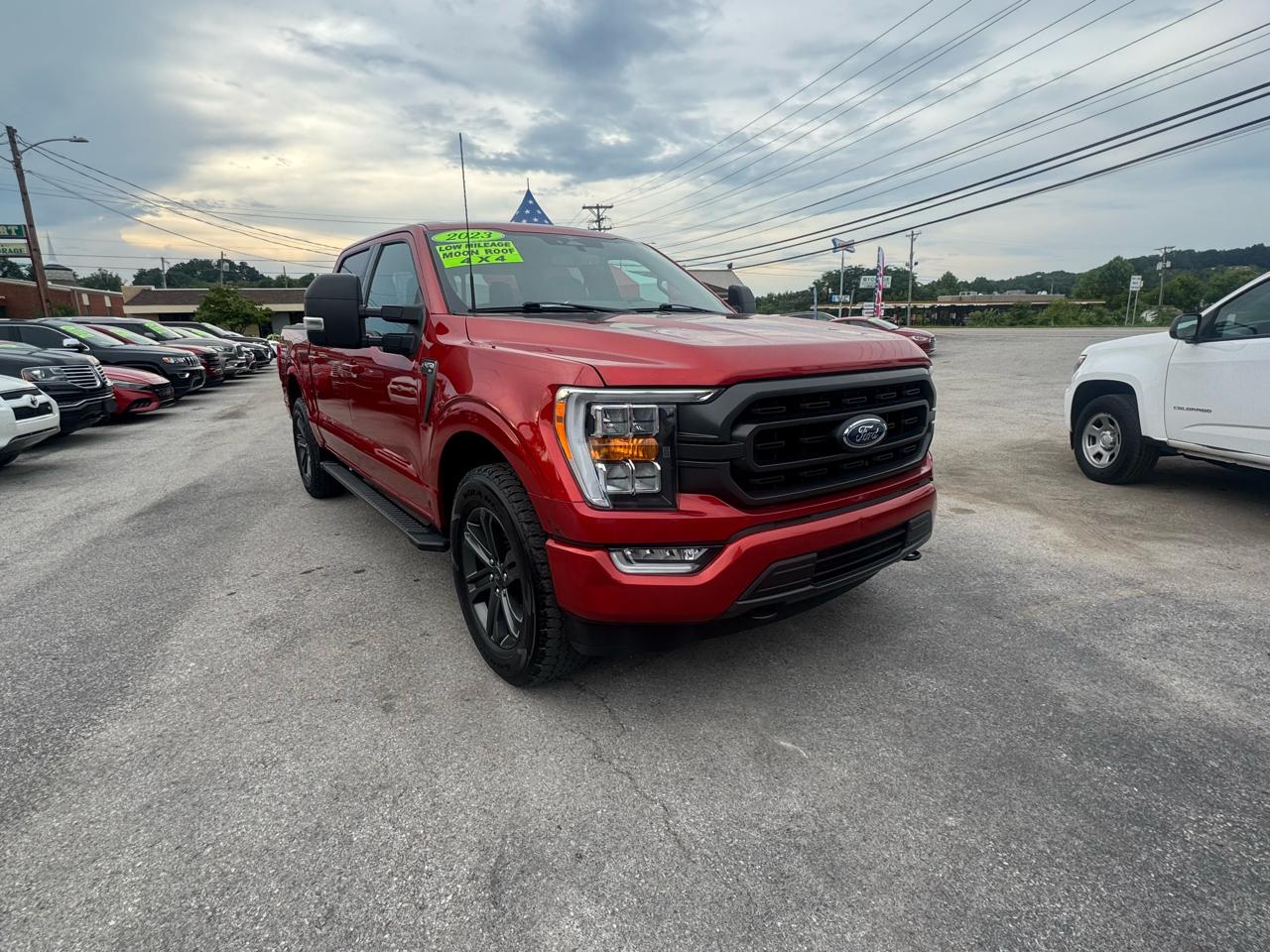 Ford F-150 4WD SuperCrew 139" XLT 2023