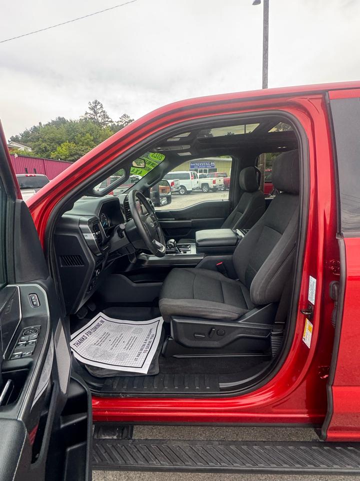 Ford F-150 4WD SuperCrew 139" XLT 2023