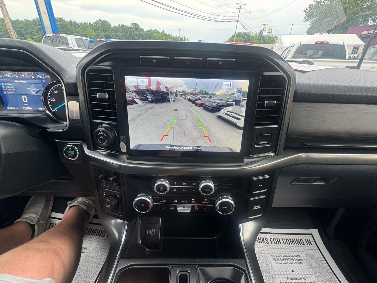Ford F-150 4WD SuperCrew 139" XLT 2023