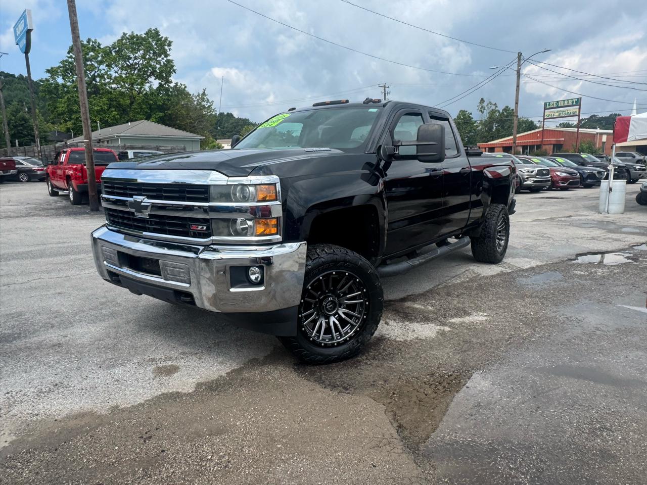 Chevrolet Silverado 2500HD 4WD Double Cab 144.2" LT 2015