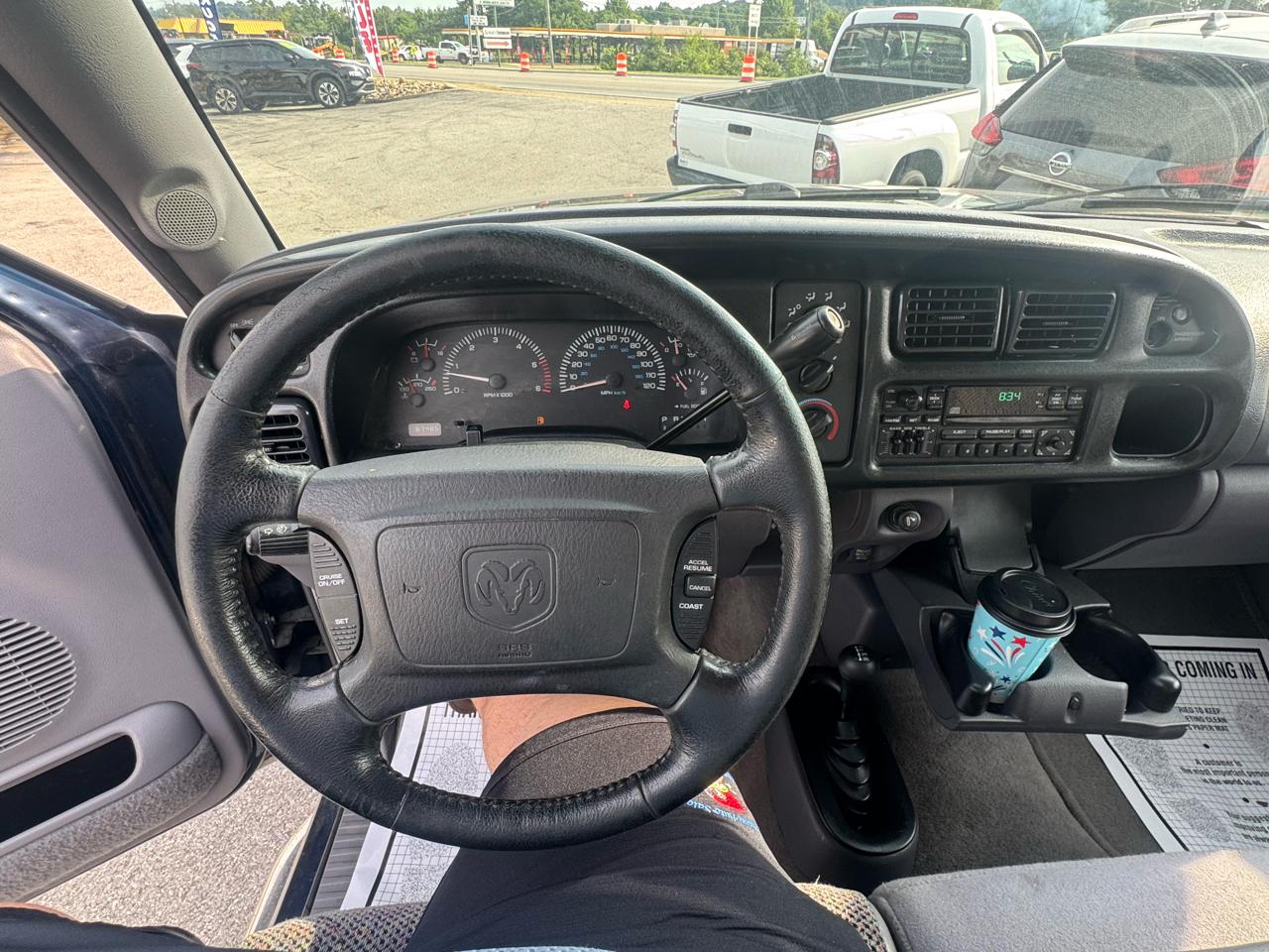 Dodge Ram 1500 4dr Quad Cab 139" WB 4WD 2001