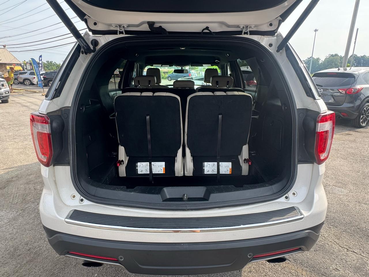Ford Explorer 2WD 4dr V6 XLT 2018