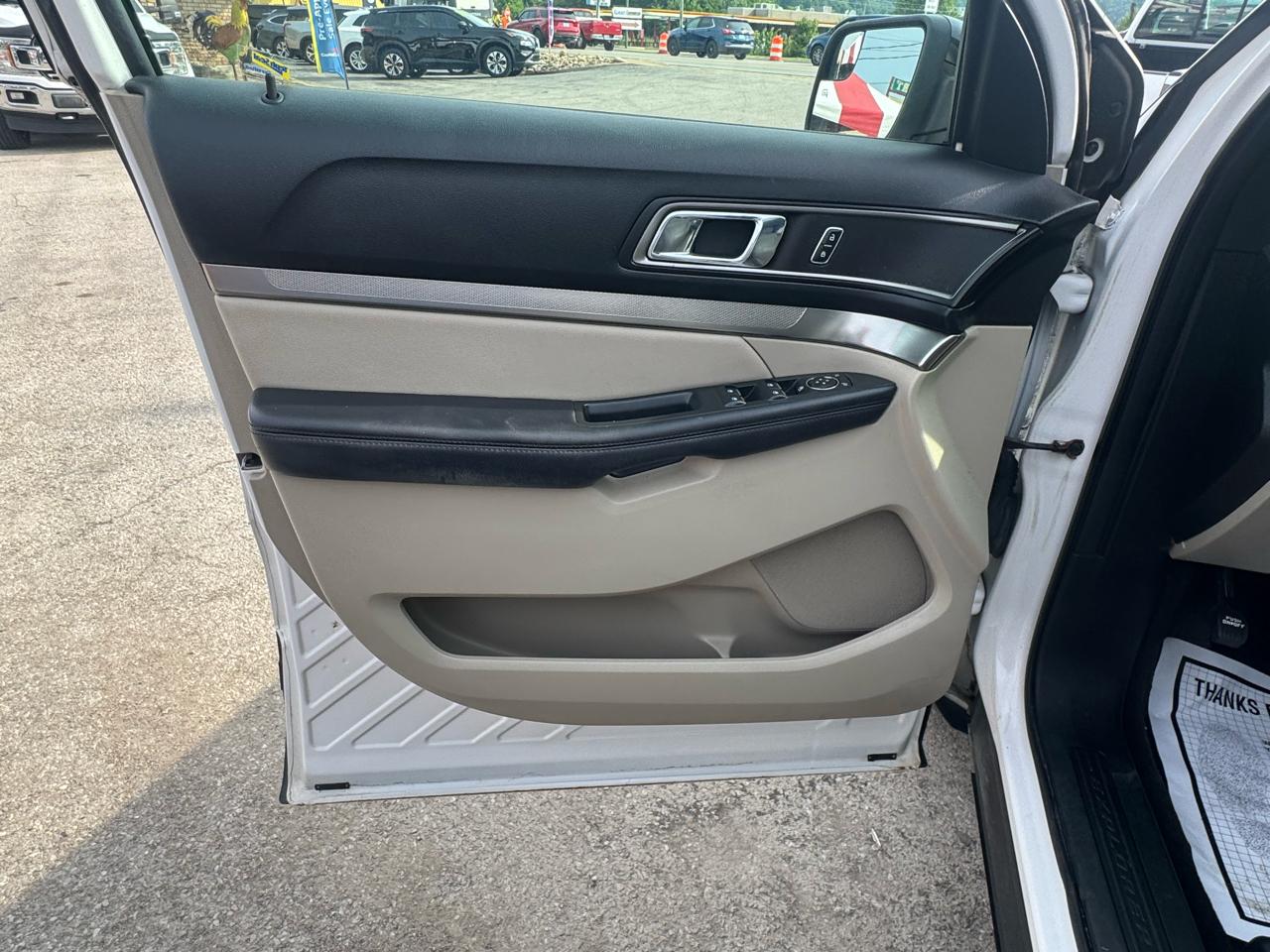 Ford Explorer 2WD 4dr V6 XLT 2018