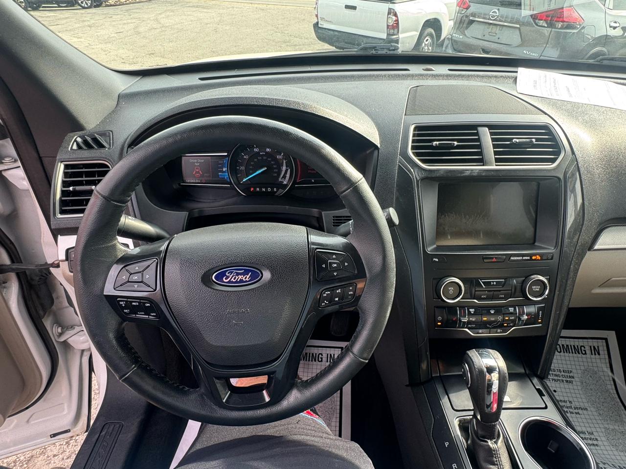 Ford Explorer 2WD 4dr V6 XLT 2018