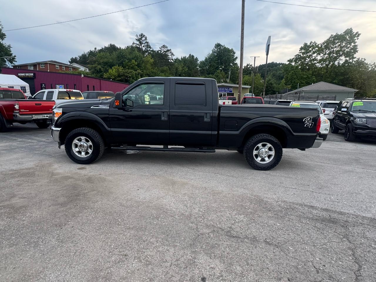 Ford Super Duty F-250 SRW 4WD Crew Cab 156" XLT 2013