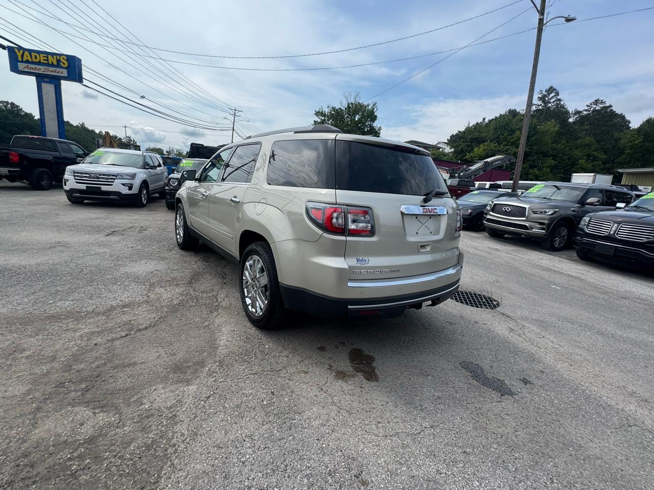 GMC Acadia Limited FWD 4dr Limited 2017