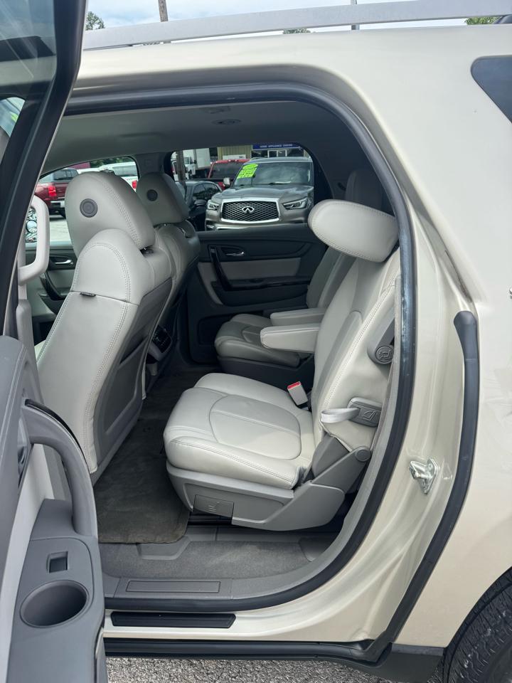 GMC Acadia Limited FWD 4dr Limited 2017