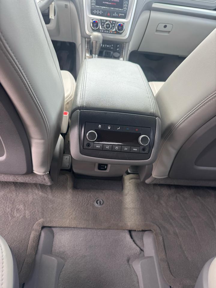 GMC Acadia Limited FWD 4dr Limited 2017