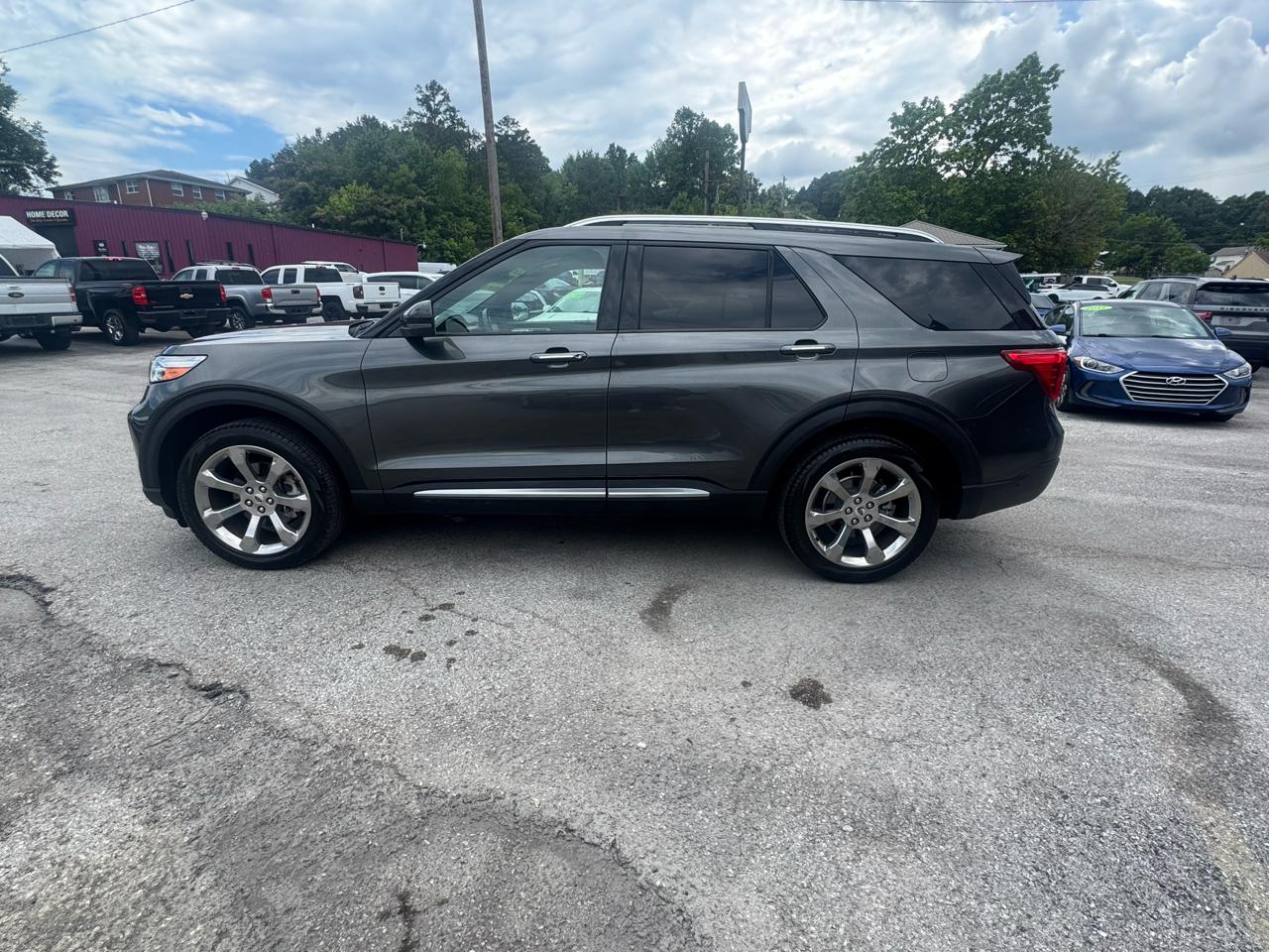 Ford Explorer Platinum 4WD 2020