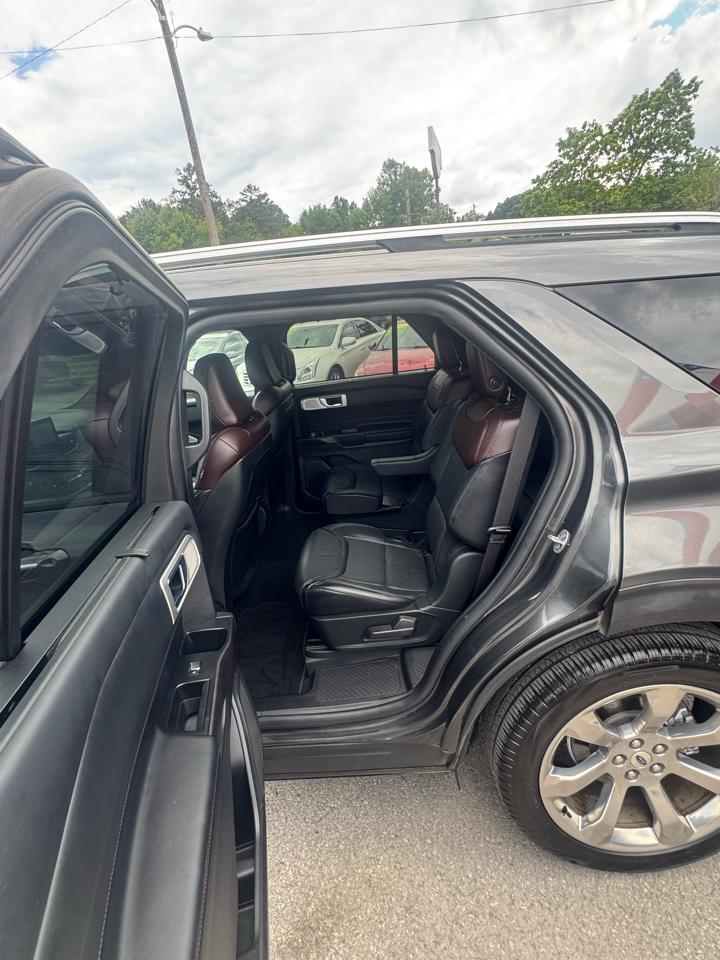 Ford Explorer Platinum 4WD 2020
