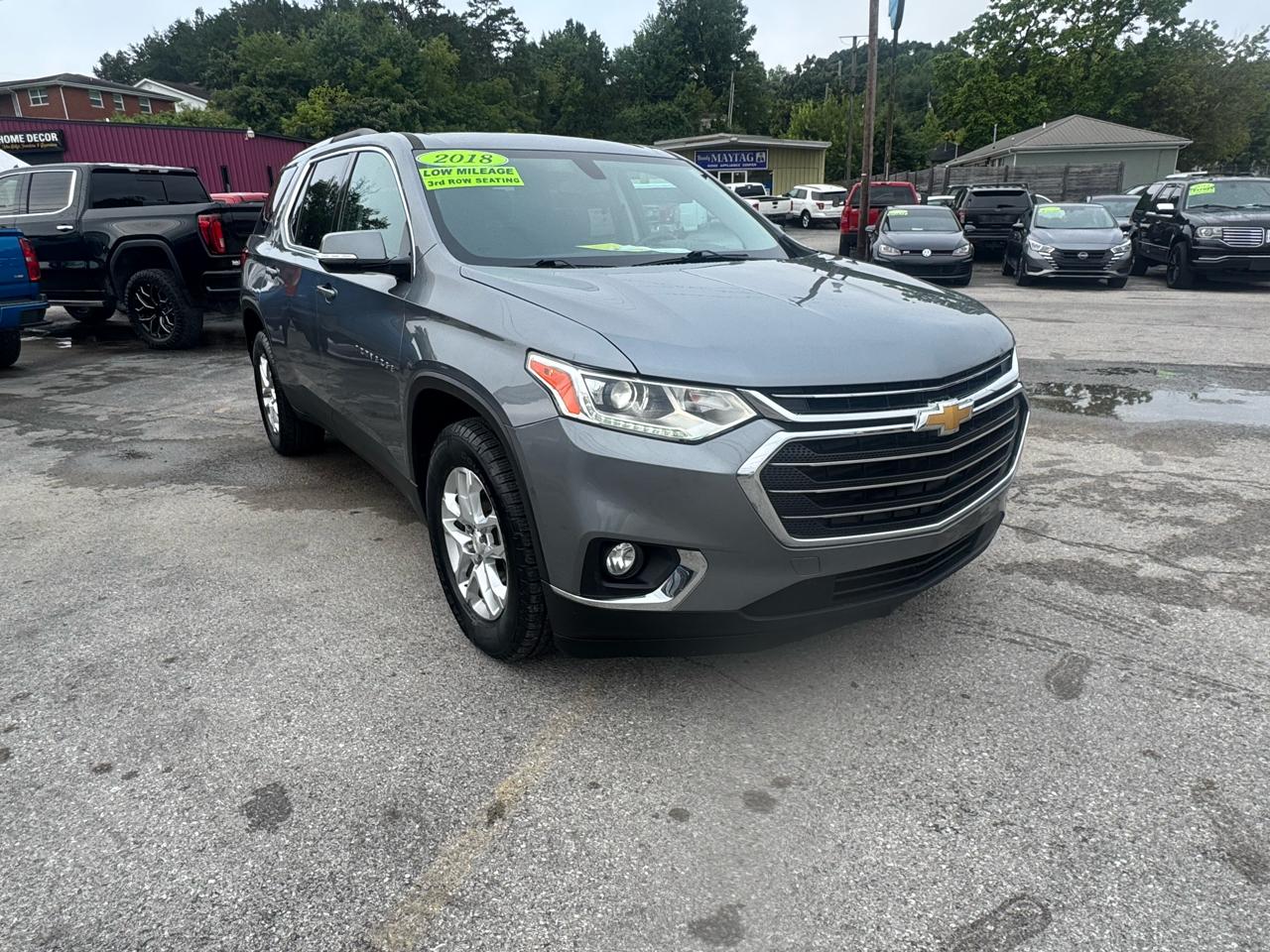 Chevrolet Traverse FWD 4dr LT Cloth w/1LT 2018