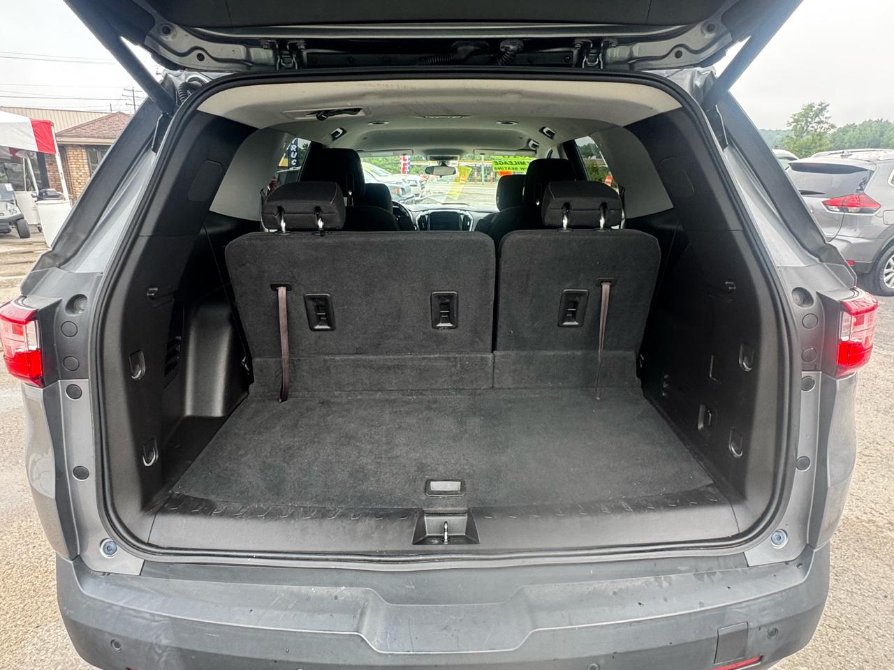 Chevrolet Traverse FWD 4dr LT Cloth w/1LT 2018