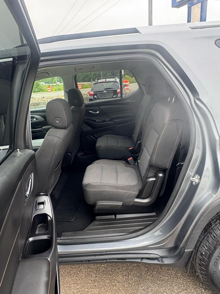 Chevrolet Traverse FWD 4dr LT Cloth w/1LT 2018