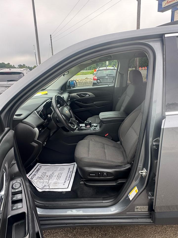 Chevrolet Traverse FWD 4dr LT Cloth w/1LT 2018