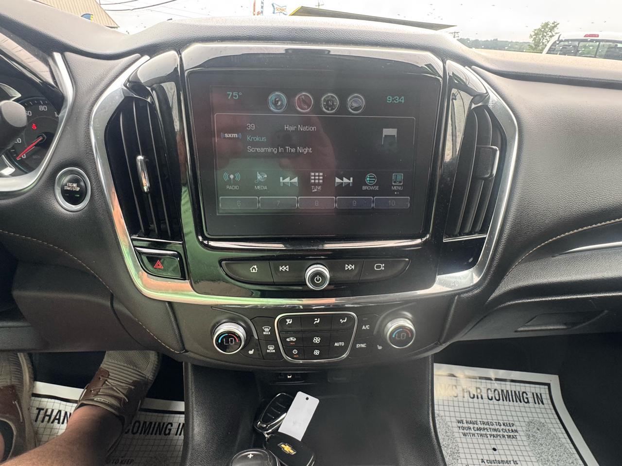 Chevrolet Traverse FWD 4dr LT Cloth w/1LT 2018