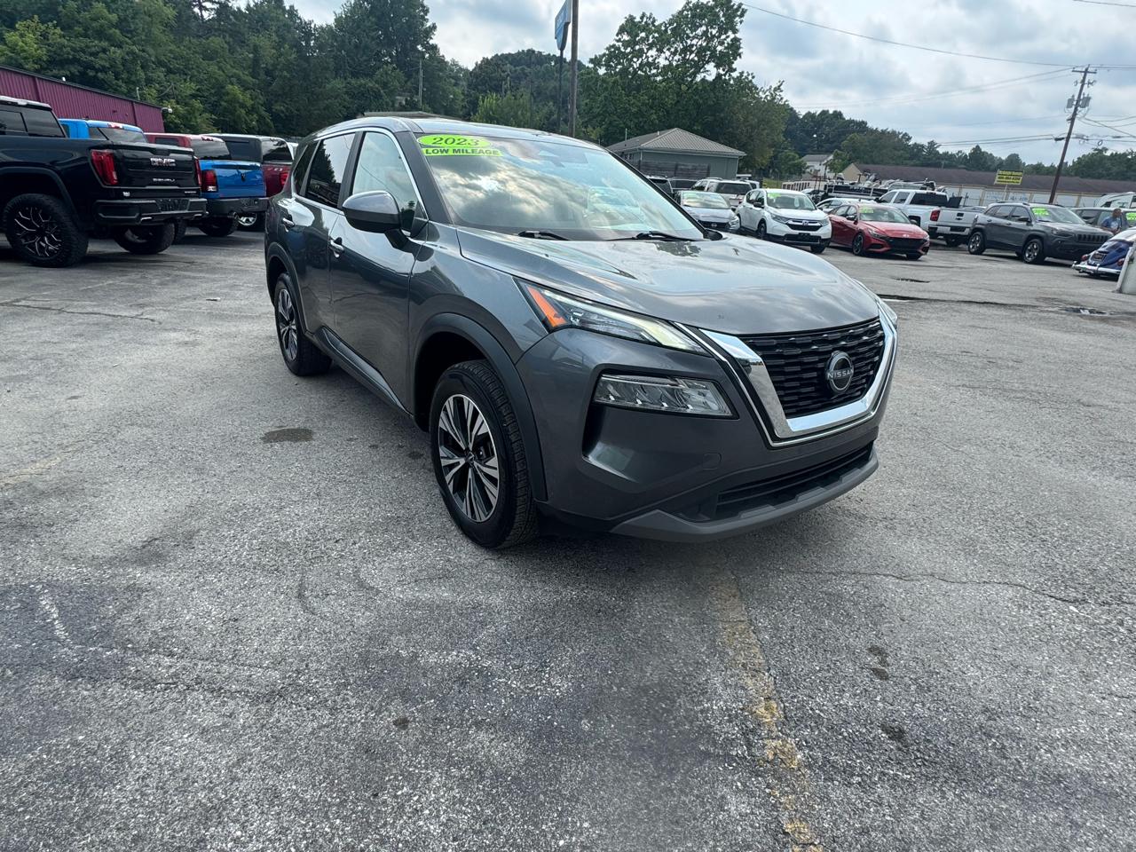 Nissan Rogue FWD SV 2023