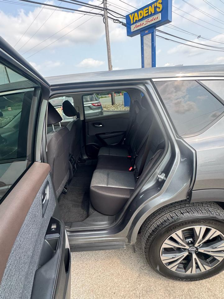 Nissan Rogue FWD SV 2023