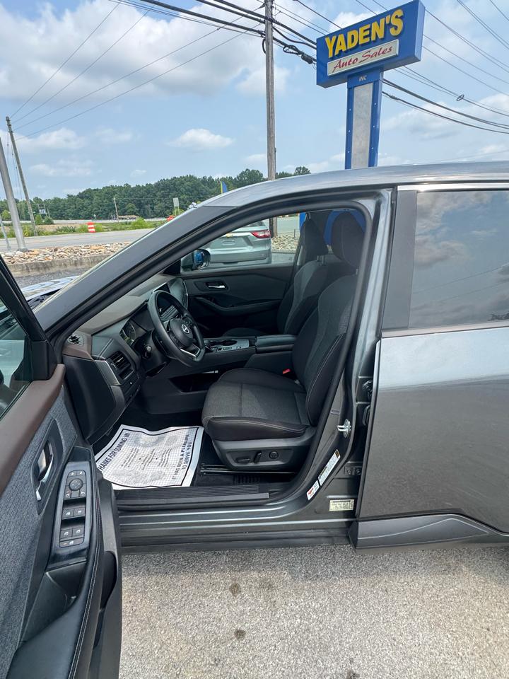 Nissan Rogue FWD SV 2023