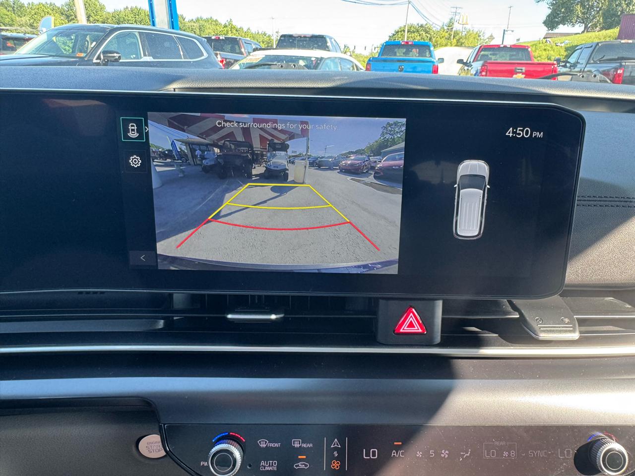 Kia Carnival LXS FWD 2025
