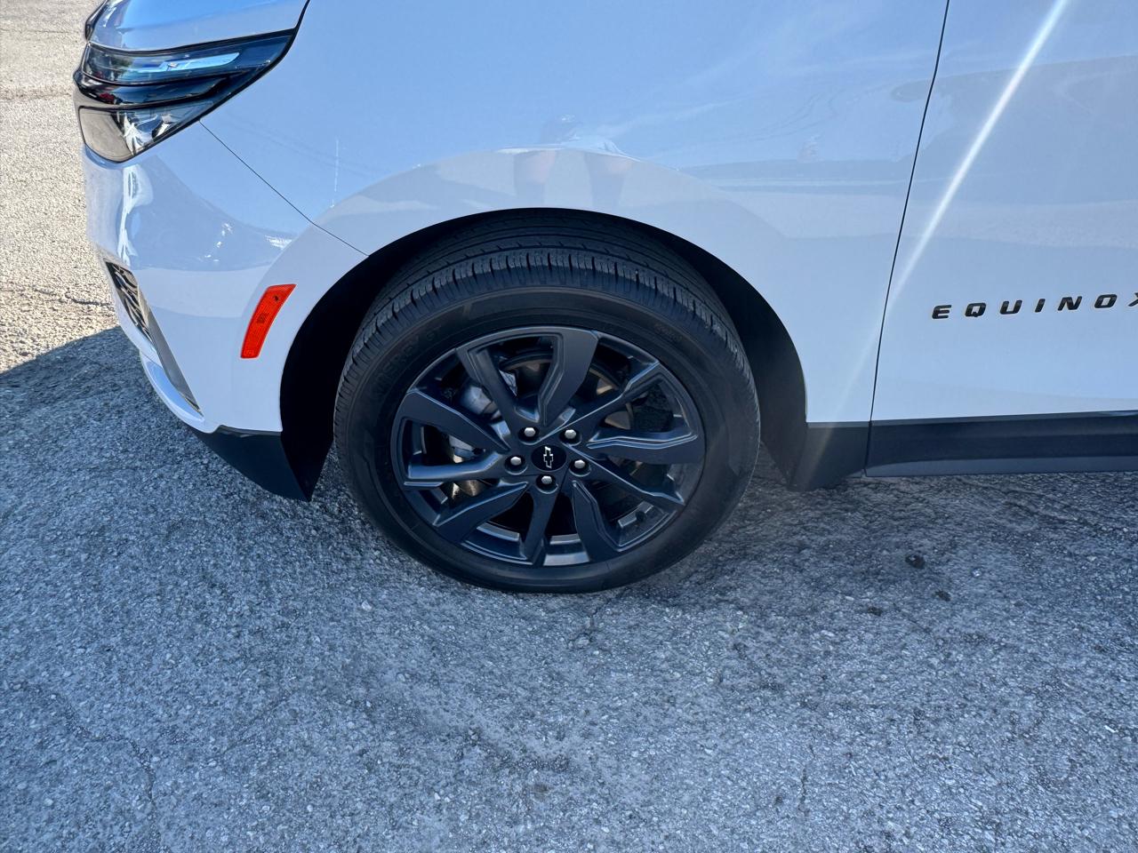 Chevrolet Equinox FWD 4dr RS 2024