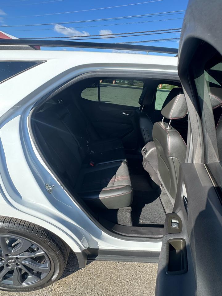 Chevrolet Equinox FWD 4dr RS 2024