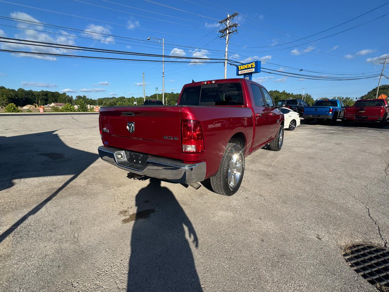 RAM 1500 4WD Crew Cab 140.5" Big Horn 2014