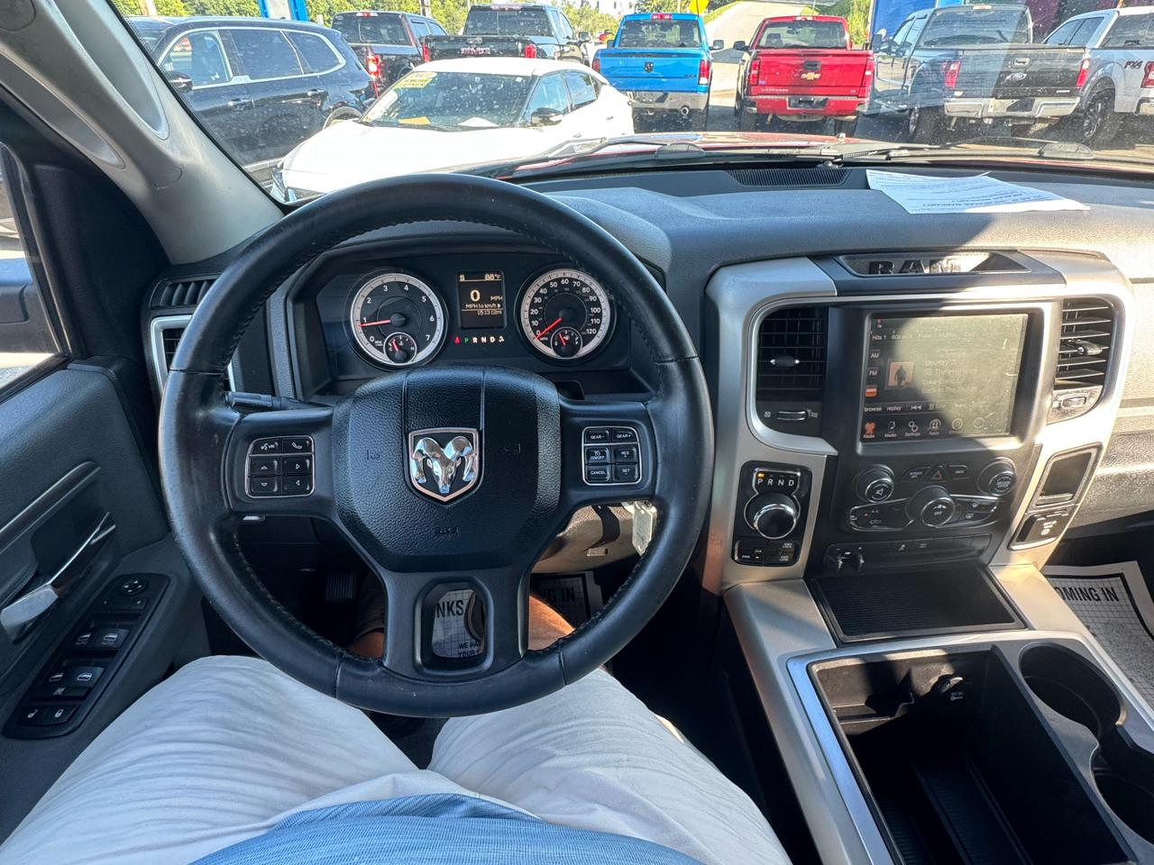 RAM 1500 4WD Crew Cab 140.5" Big Horn 2014
