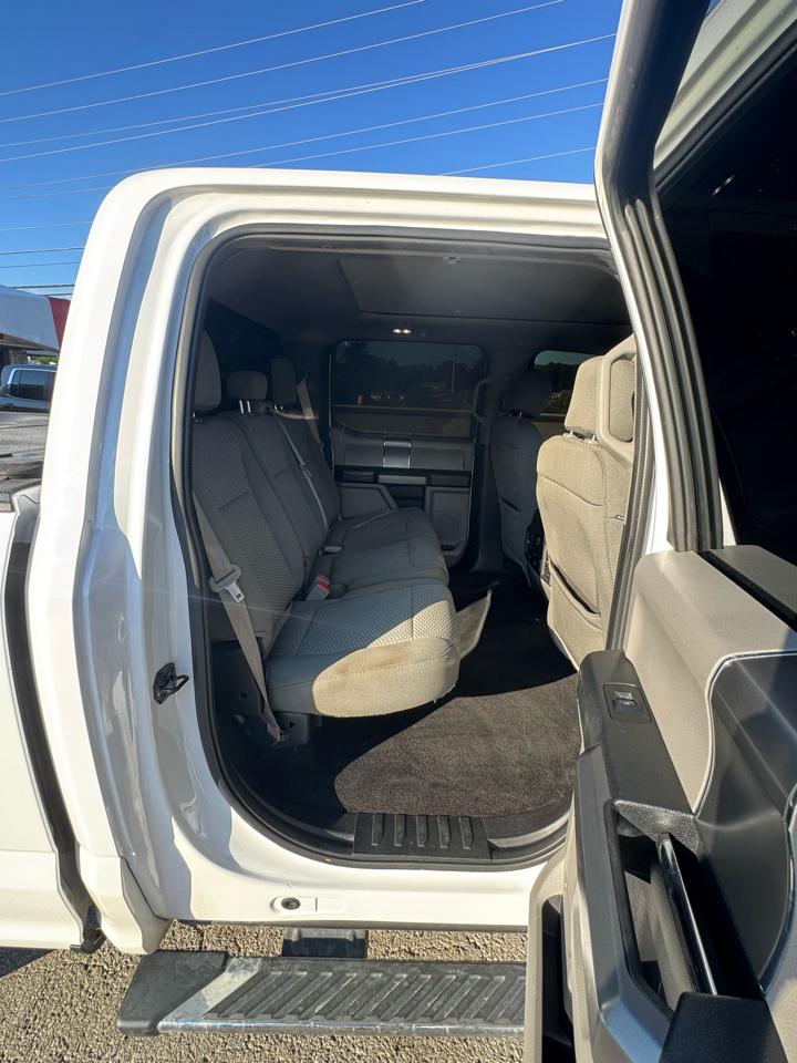 Ford F-150 4WD SuperCrew 150" XLT 2018