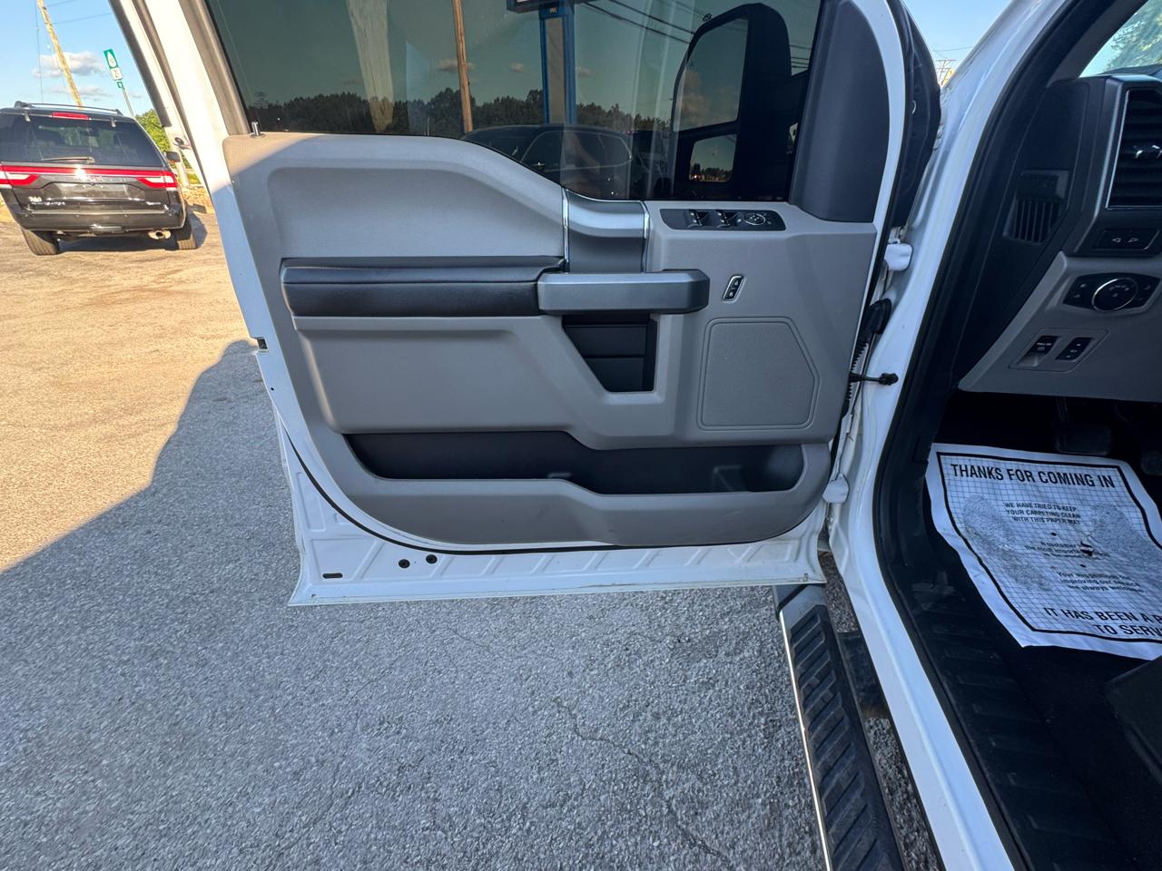 Ford F-150 4WD SuperCrew 150" XLT 2018