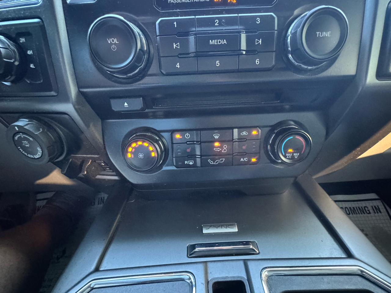 Ford F-150 4WD SuperCrew 150" XLT 2018