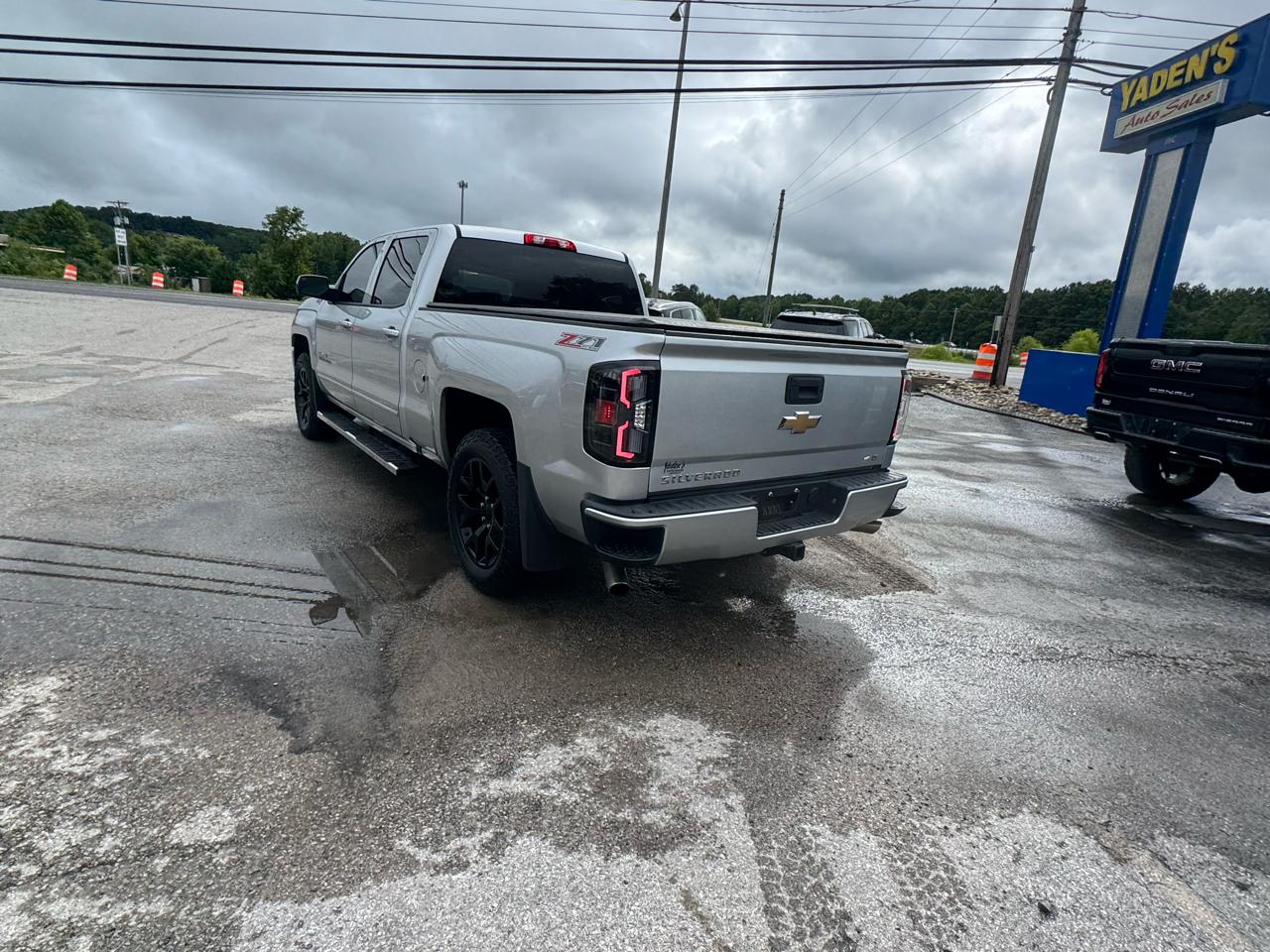 Chevrolet Silverado 1500 4WD Crew Cab 153.0" LT w/2LT 2017