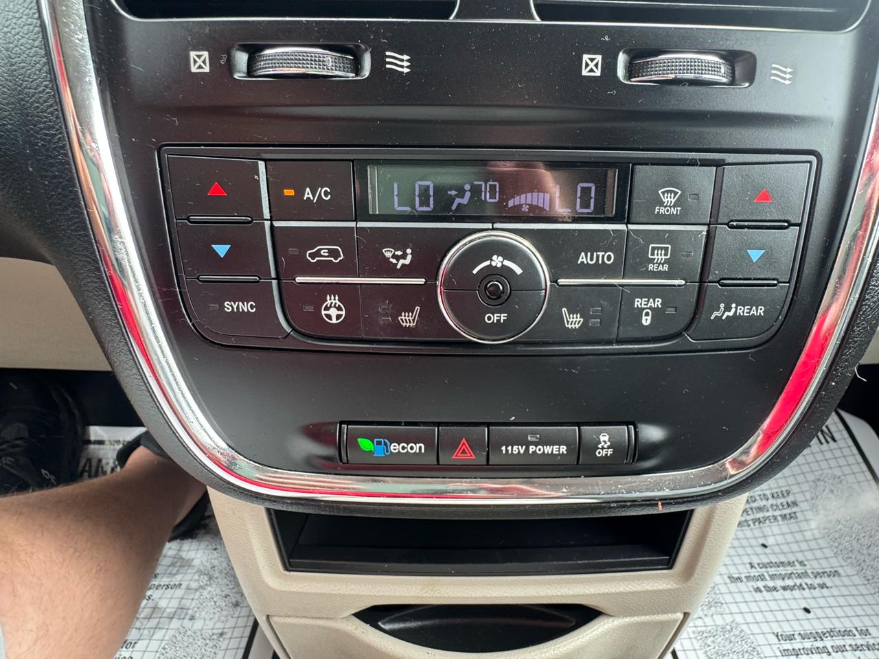 Chrysler Town & Country 4dr Wgn Touring-L 2016