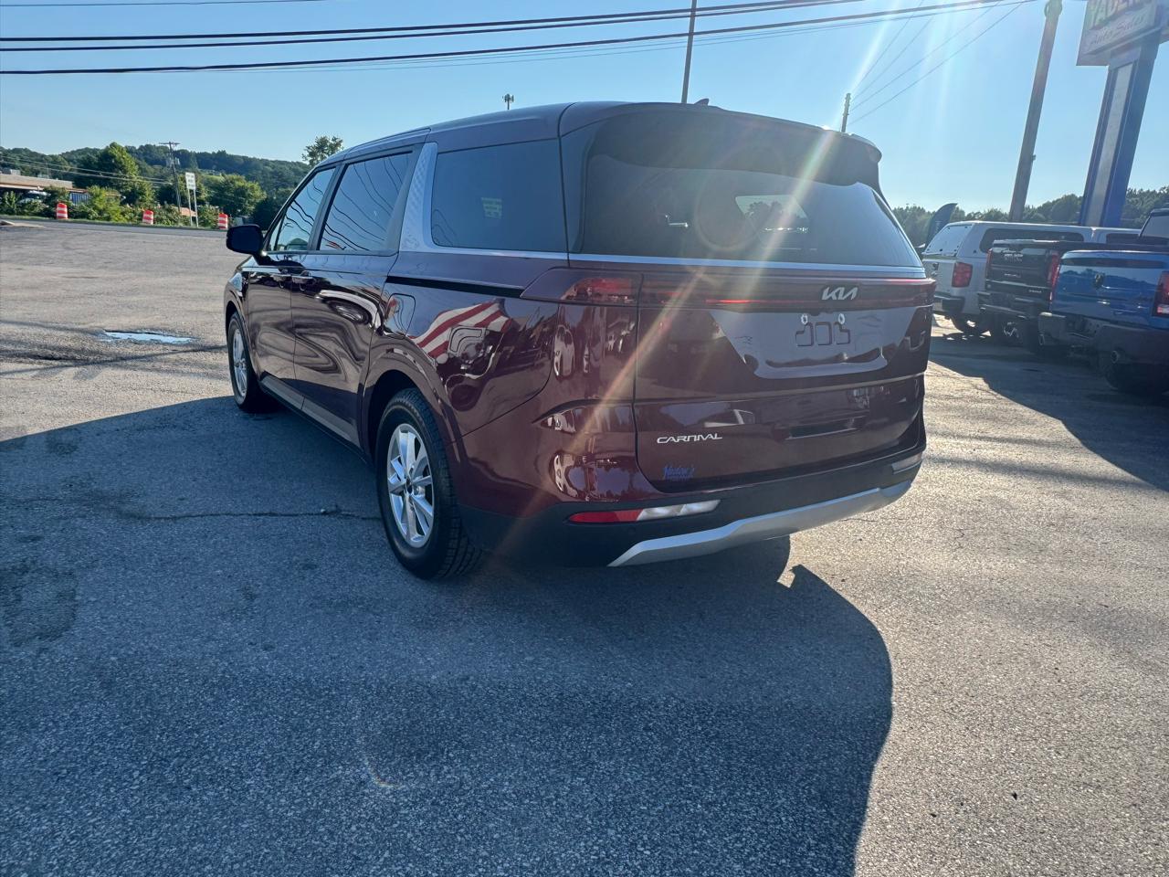 Kia Carnival LX FWD w/Seat Pkg 2024