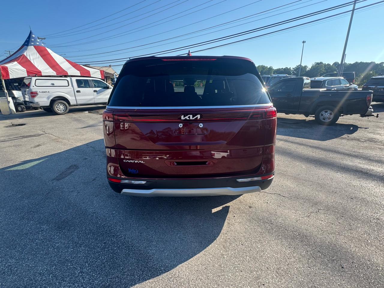 Kia Carnival LX FWD w/Seat Pkg 2024