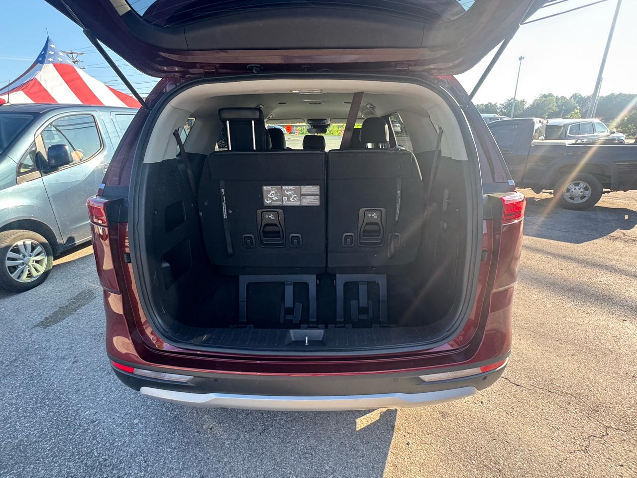 Kia Carnival LX FWD w/Seat Pkg 2024