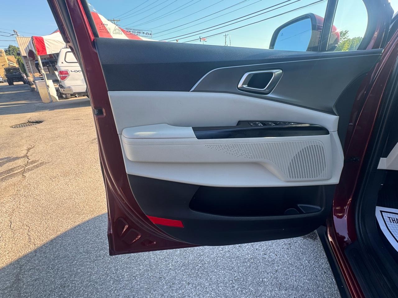 Kia Carnival LX FWD w/Seat Pkg 2024