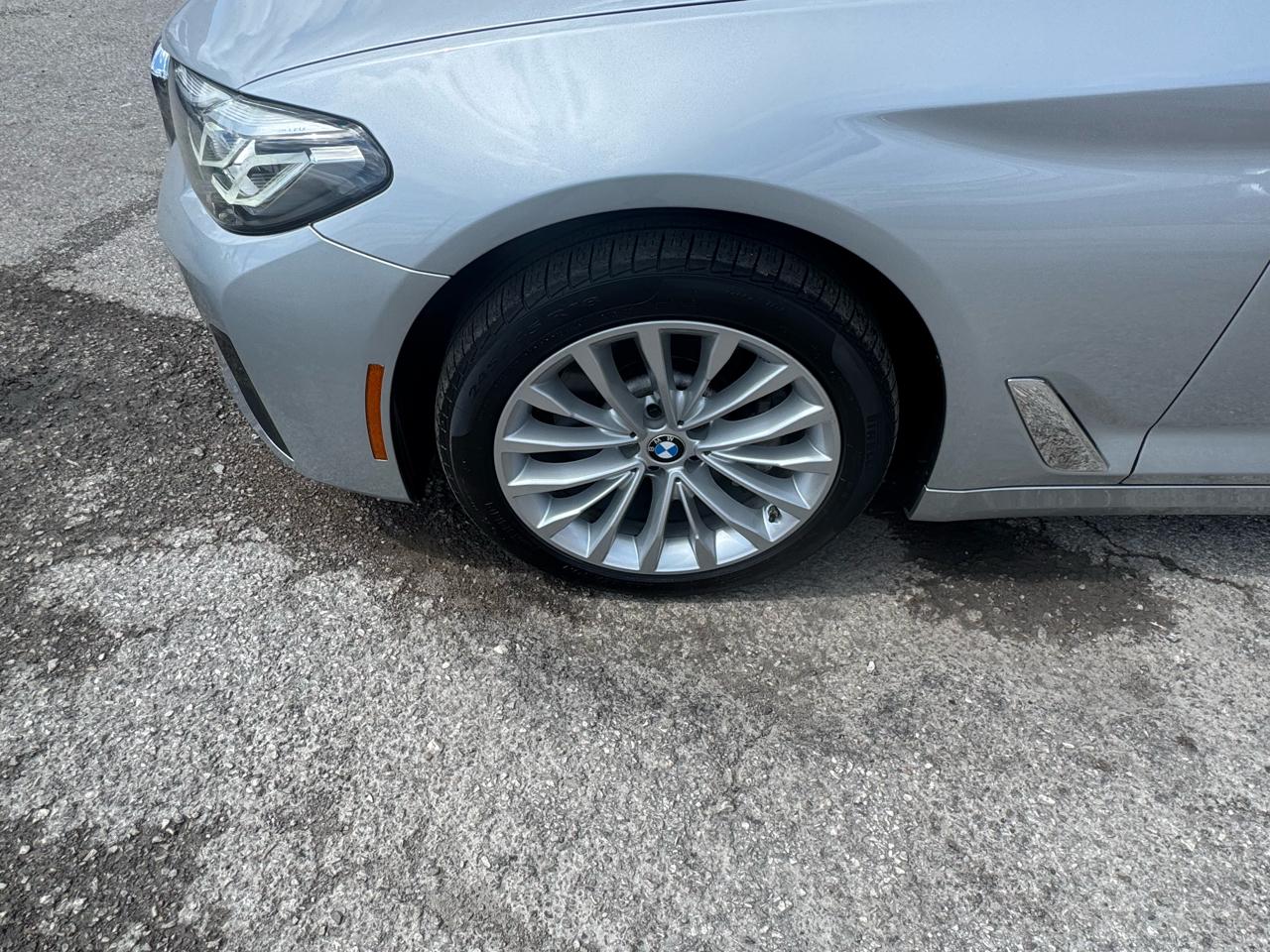 BMW 5 Series 530i xDrive Sedan 2021