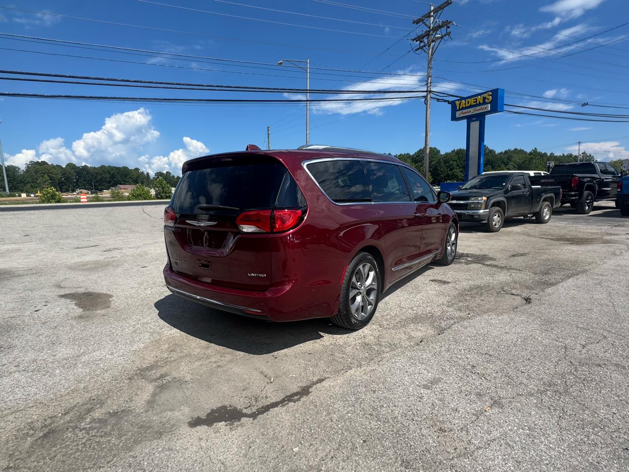 Chrysler Pacifica Limited FWD 2020