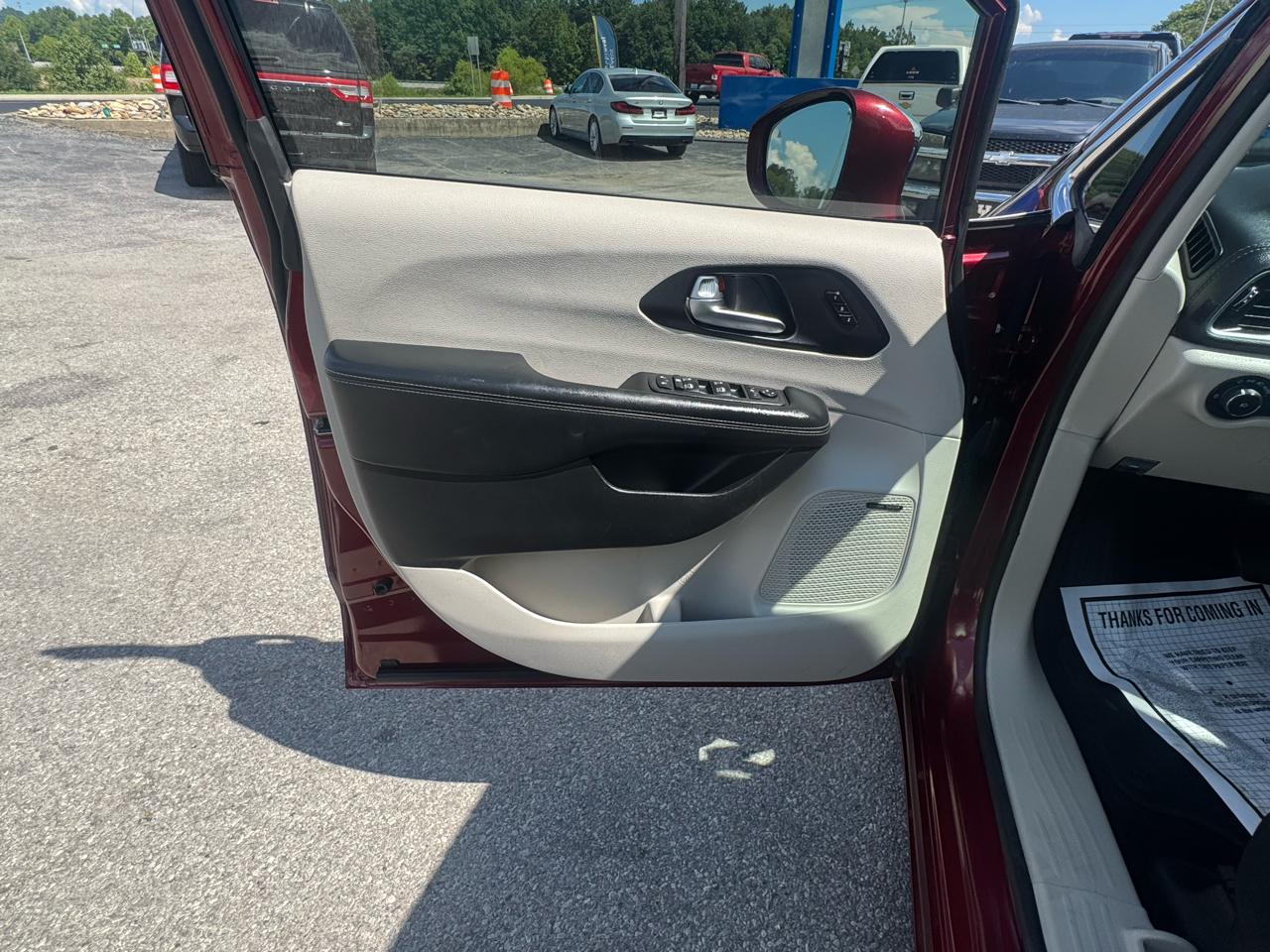 Chrysler Pacifica Limited FWD 2020