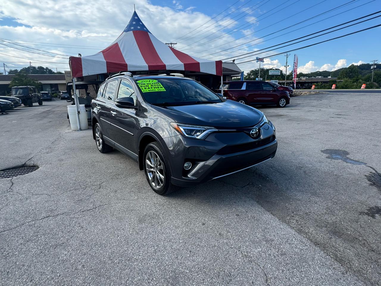 Toyota RAV4 Limited AWD (Natl) 2017