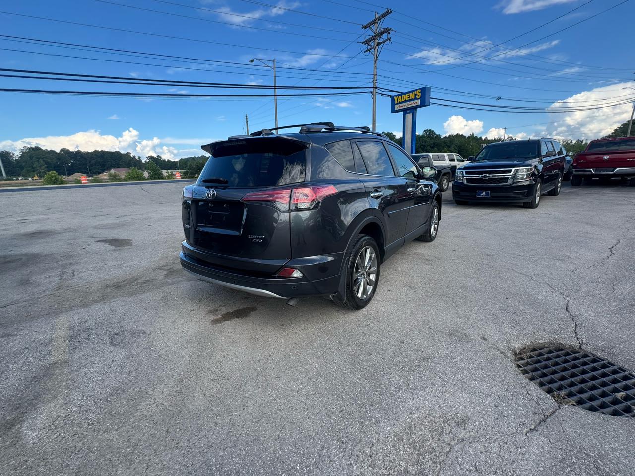 Toyota RAV4 Limited AWD (Natl) 2017