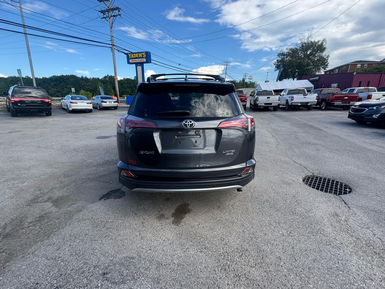 Toyota RAV4 Limited AWD (Natl) 2017